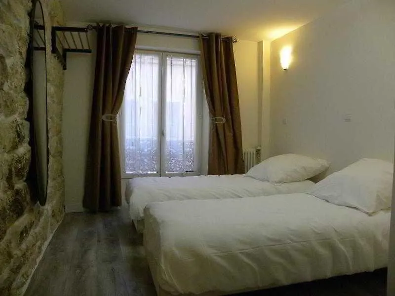Grand De Clermont 2* Paris