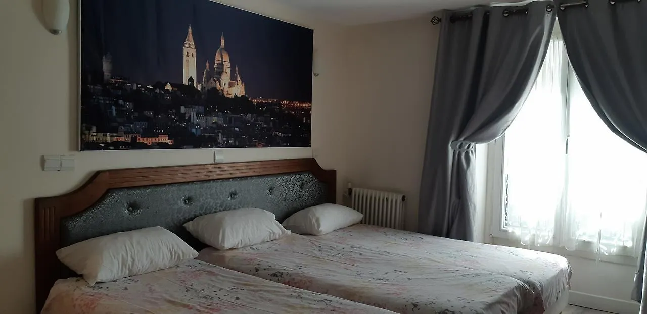 Отель Grand De Clermont 2*